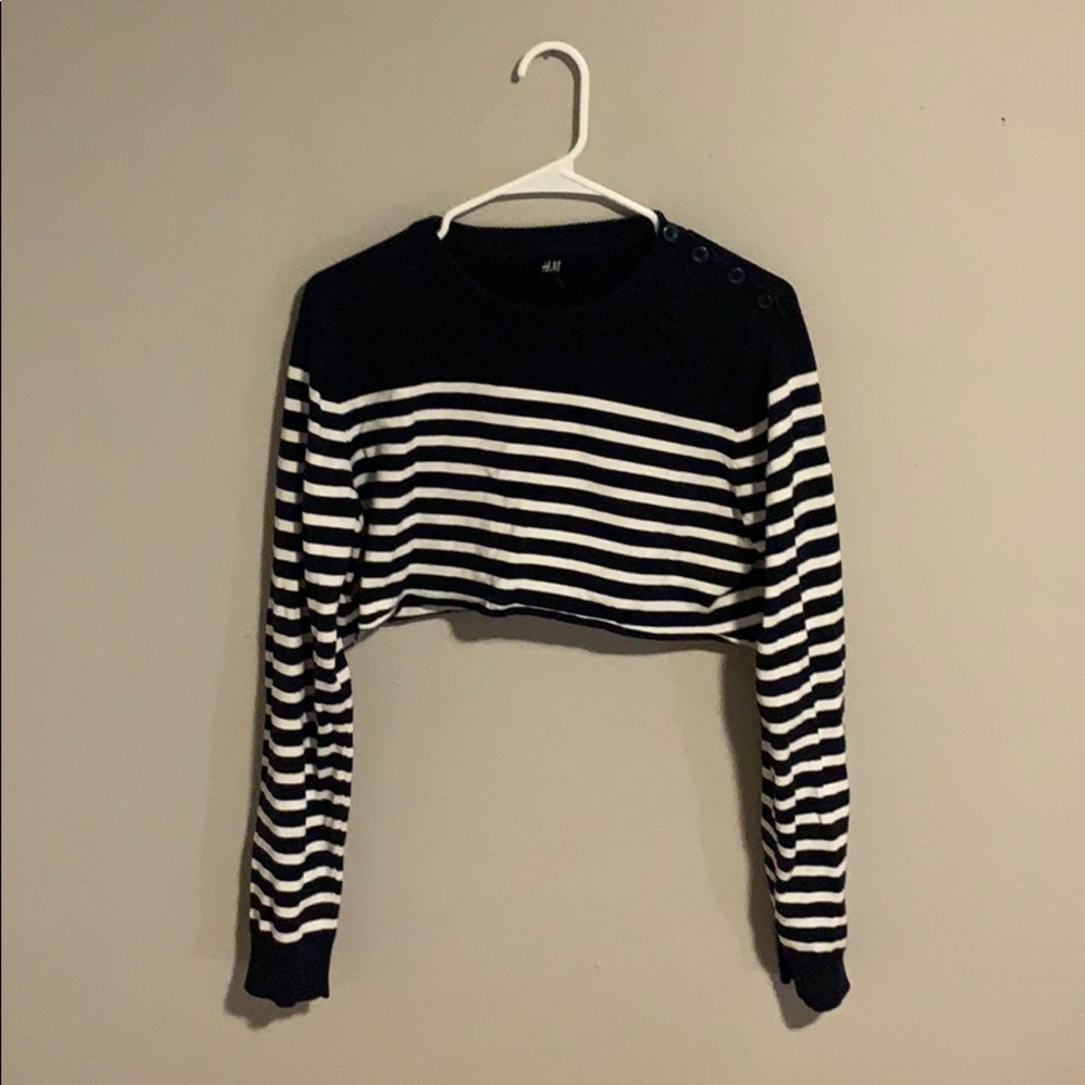 H&M Black/White Striped Long Sleeve Cropped Tee- M